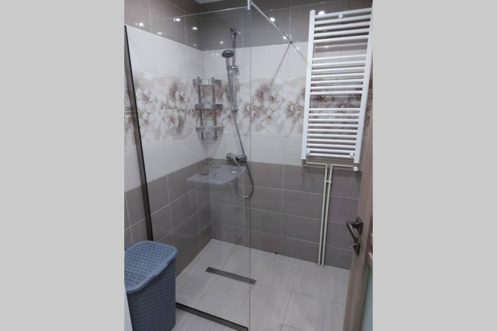 Hidden Apartment เมียร์คูรา-ชุค ภายนอก รูปภาพ