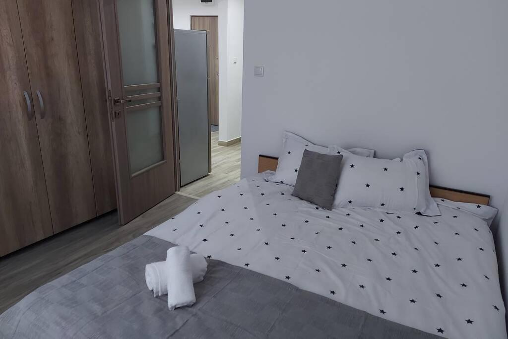 Hidden Apartment เมียร์คูรา-ชุค ภายนอก รูปภาพ